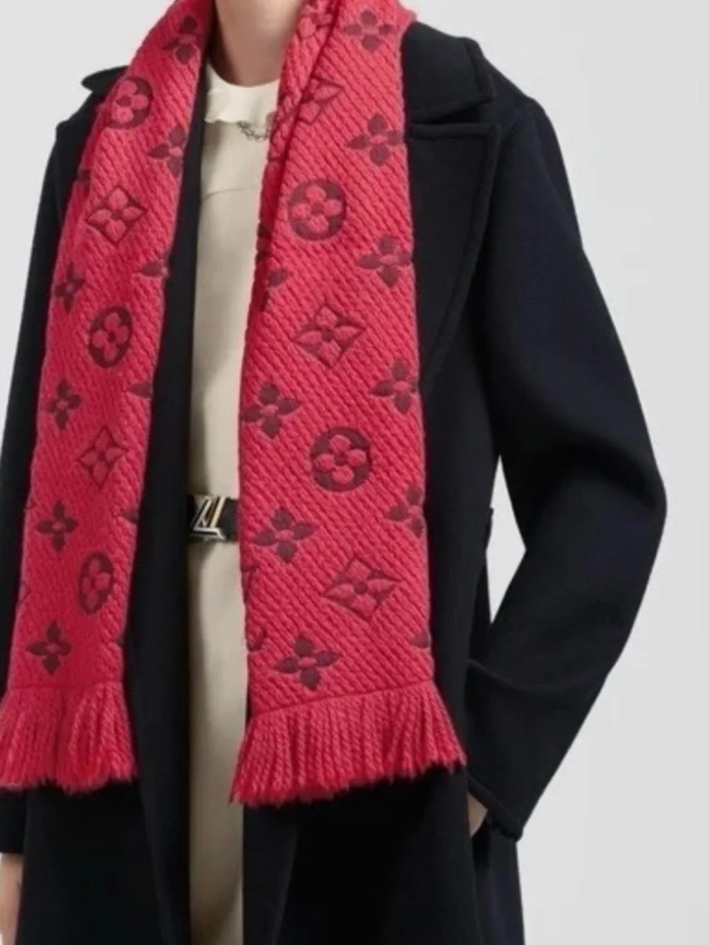 Louis Vuitton Rubis Logomania Scarf